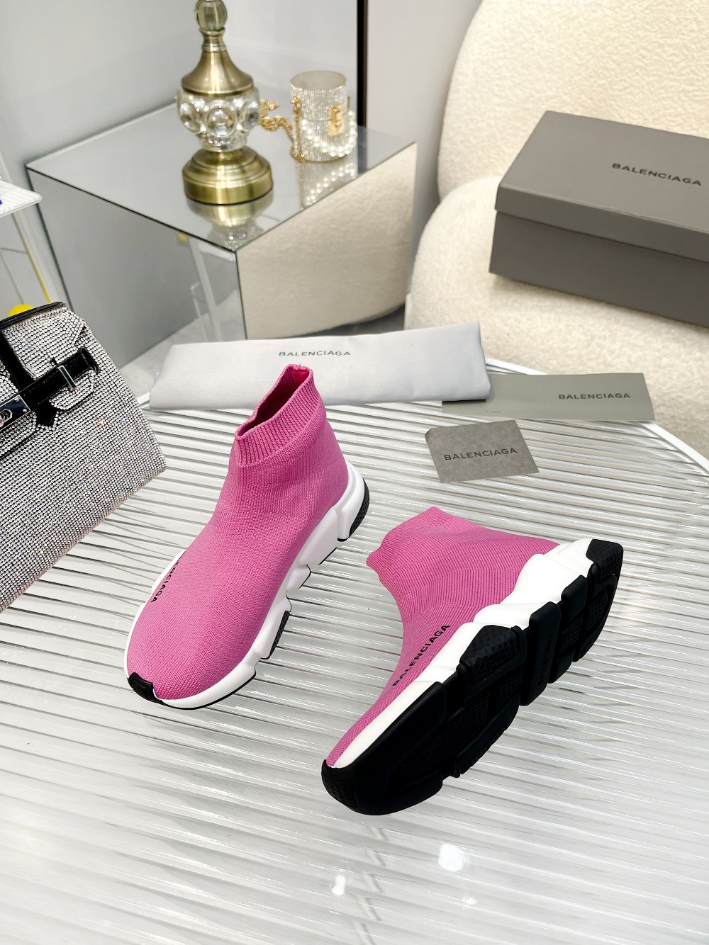 Children's shoes child